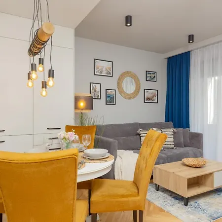 Westfield Burakowska Apartment With Parking By Noclegi Renters Warsaw Exterior photo