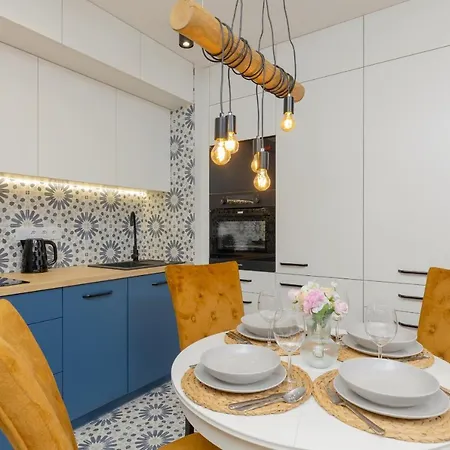 Westfield Burakowska Apartment With Parking By Noclegi Renters Warsaw Exterior photo