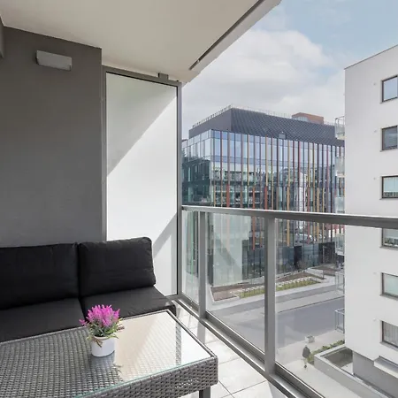 Westfield Burakowska Apartment With Parking By Noclegi Renters Warsaw Exterior photo