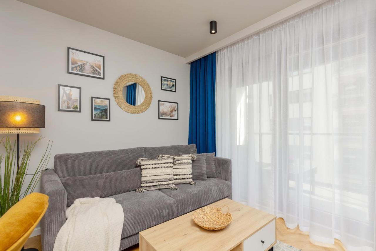 Appartamento Westfield Burakowska With Parking By Renters Varsavia